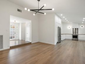6902 Meadow RUN, Austin TX 78745