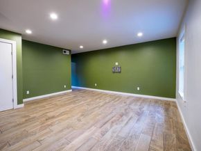 2302 E Side DR 28, Austin TX 78704