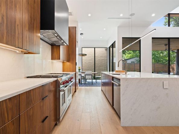 1813 Treadwell ST, Austin TX 78704