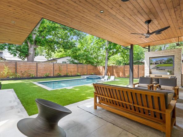 1813 Treadwell ST, Austin TX 78704