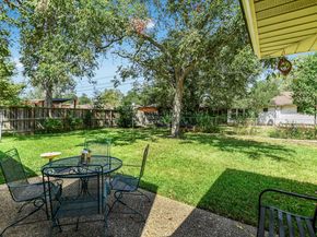 1900 Burbank ST, Austin TX 78757