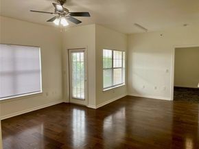 2320 Gracy Farms LN 1414, Austin TX 78758