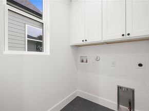1700 Pennsylvania Ave, Austin TX 78702
