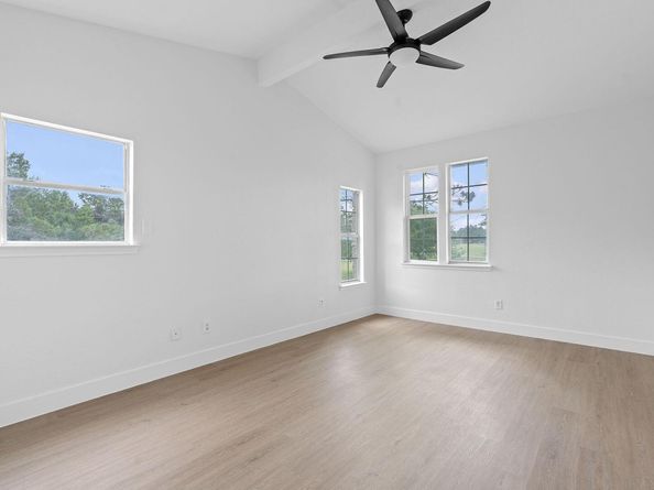 300 Fawn LN, Georgetown TX 78628