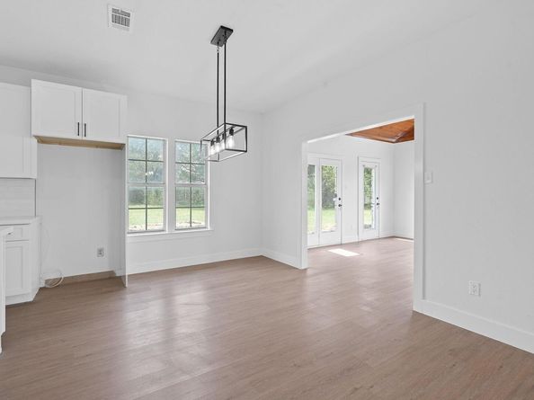 300 Fawn LN, Georgetown TX 78628