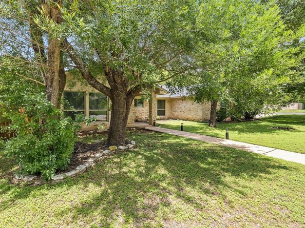 510 Heather DR, Round Rock TX 78664
