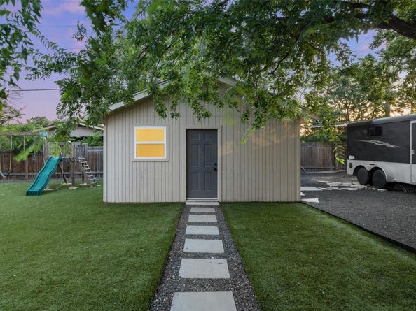 510 Heather DR, Round Rock TX 78664