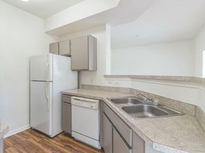 2320 Gracy Farms LN 522, Austin TX 78758