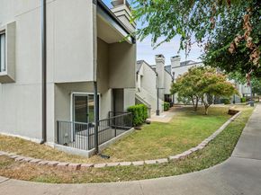 935 La Posada DR 148, Austin TX 78752