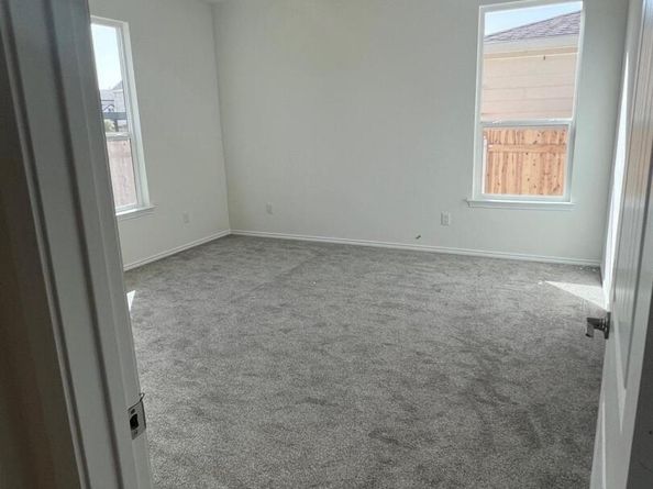 1540 Garlock DR, Leander TX 78641