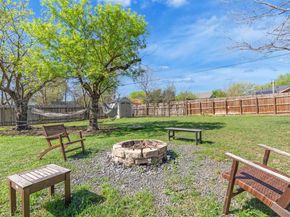 8800 Redfield LN, Austin TX 78758