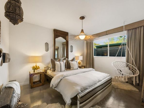 5205 Creekline DR, Austin TX 78745