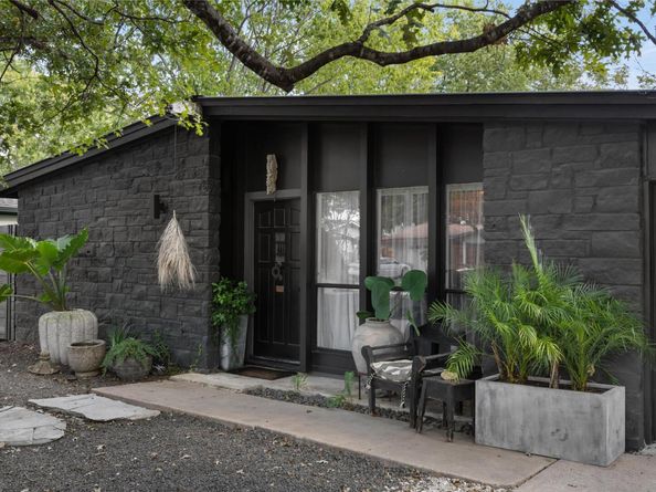 5205 Creekline DR, Austin TX 78745