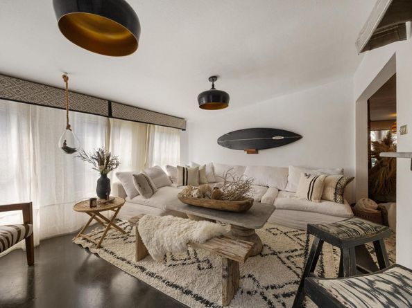 5205 Creekline DR, Austin TX 78745