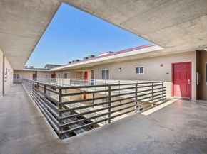 711 W 26th ST 704, Austin TX 78705