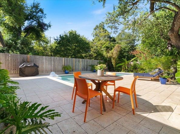 3924 Sierra DR, Austin TX 78731