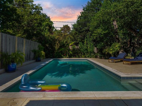 3924 Sierra DR, Austin TX 78731