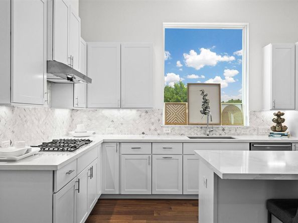 6020 Sendero Hills PKWY, Austin TX 78724