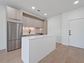 2209 S 1st ST 313, Austin TX 78704