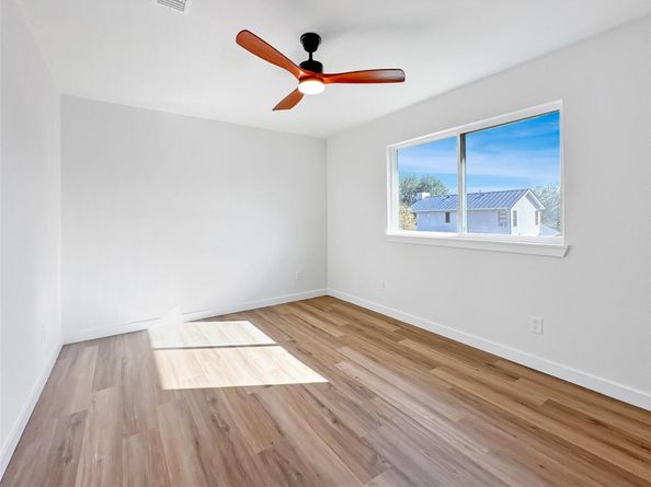 5509 Meadow CRST, Austin TX 78744