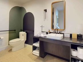 48 East Ave 1210, Austin TX 78701