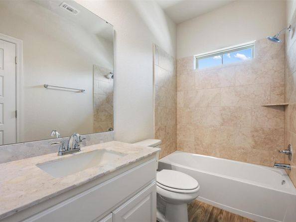 2202 Dillon Pond LN B, Pflugerville TX 78660