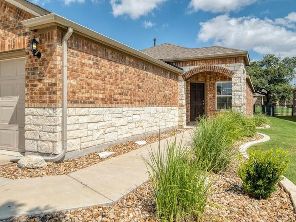 515 Hereford LN, Georgetown TX 78633