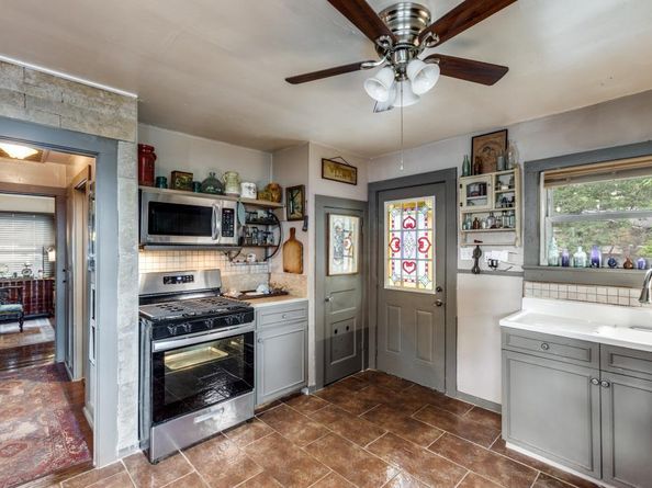 1220 S Myrtle ST, Georgetown TX 78626
