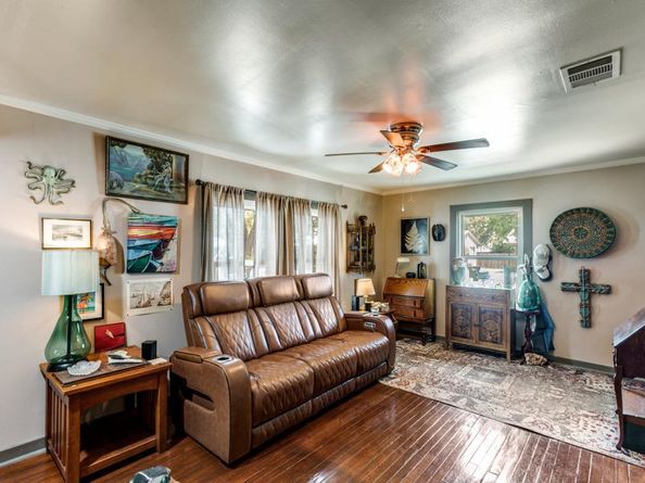 1220 S Myrtle ST, Georgetown TX 78626