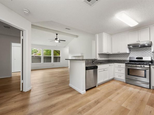 14401 Tiffer LN, Austin TX 78728