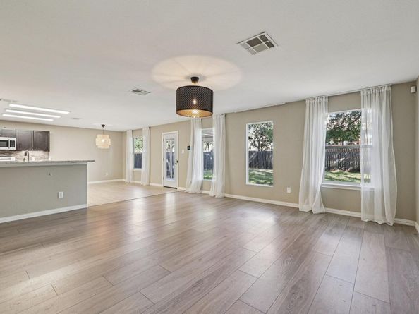 309 Pheasant RDG, Round Rock TX 78665