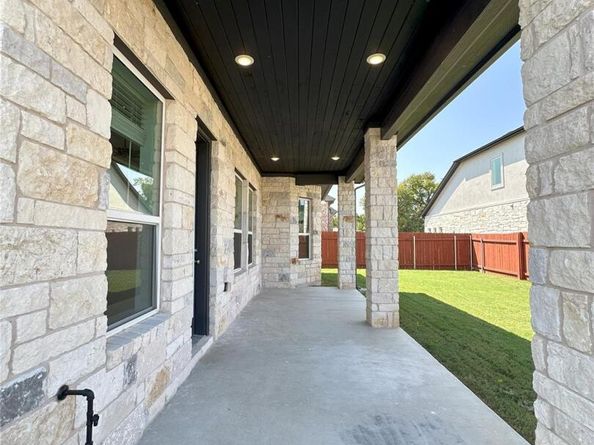 1512 Cardinal LN, Round Rock TX 78681