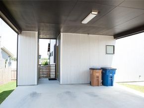 6021 Seville DR, Austin TX 78724