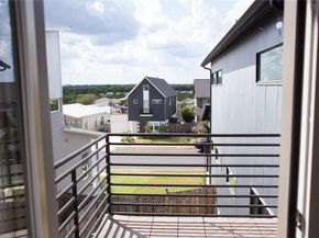 6021 Seville DR, Austin TX 78724