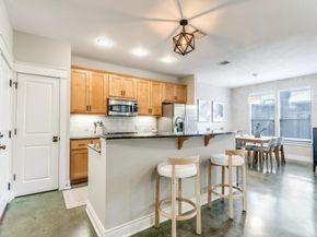 1318 Newning Ave C, Austin TX 78704