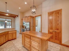 205 Flint Ridge TRL, Georgetown TX 78628