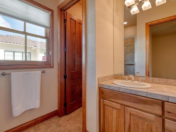 205 Flint Ridge TRL, Georgetown TX 78628