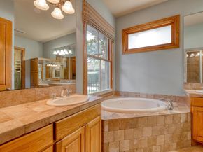 205 Flint Ridge TRL, Georgetown TX 78628