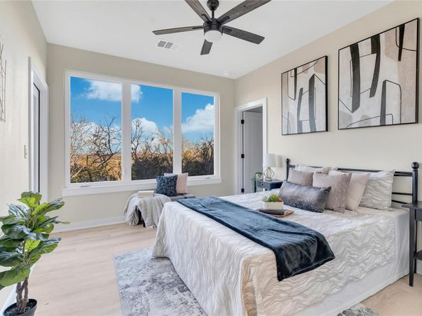 2309 Montopolis DR 7, Austin TX 78741