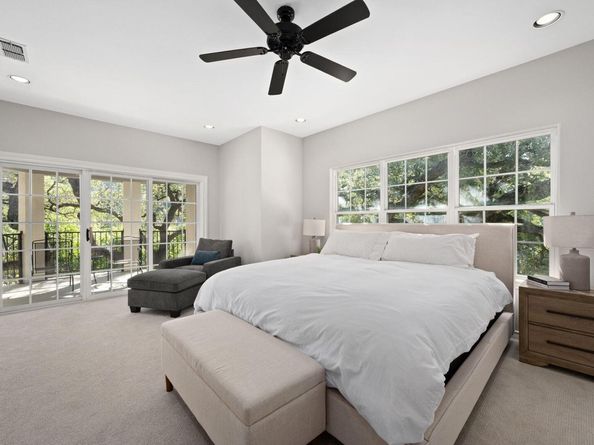 5300 N Scout Island CIR, Austin TX 78731