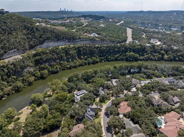 5300 N Scout Island CIR, Austin TX 78731