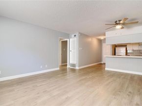 2122 Hancock DR 105, Austin TX 78756