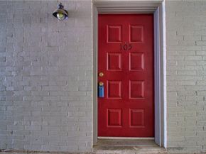 2122 Hancock DR 105, Austin TX 78756