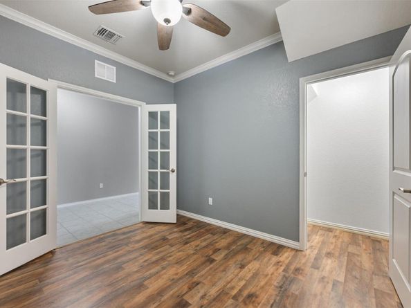 713 Hummingbird LN, Leander TX 78641