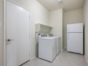 713 Hummingbird LN, Leander TX 78641