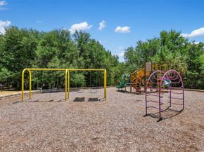 713 Hummingbird LN, Leander TX 78641