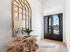 502 Irvine CIR, Liberty Hill TX 78642