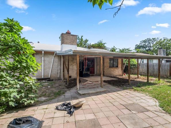 1307 Meadgreen DR, Austin TX 78758