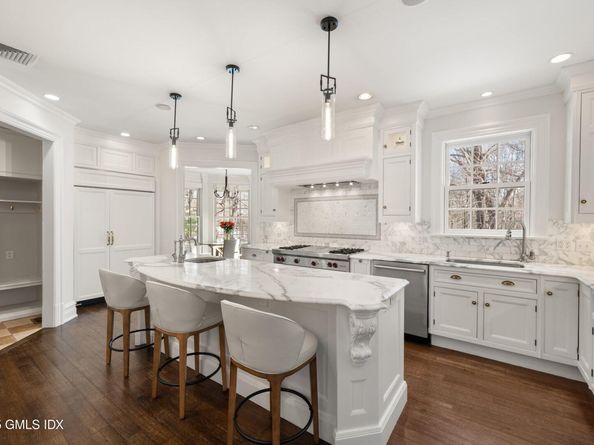 20 Sherwood Farm Lane, Greenwich CT 06831