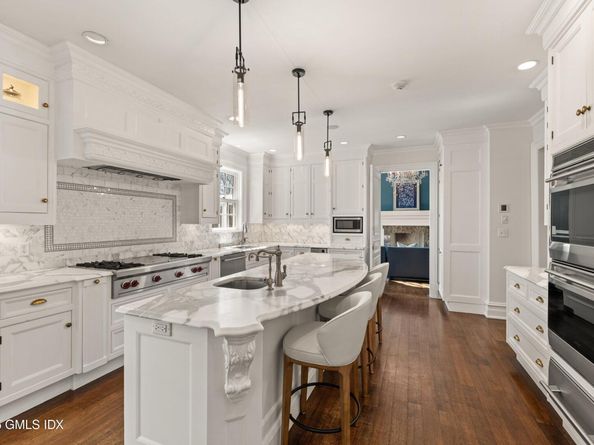 20 Sherwood Farm Lane, Greenwich CT 06831